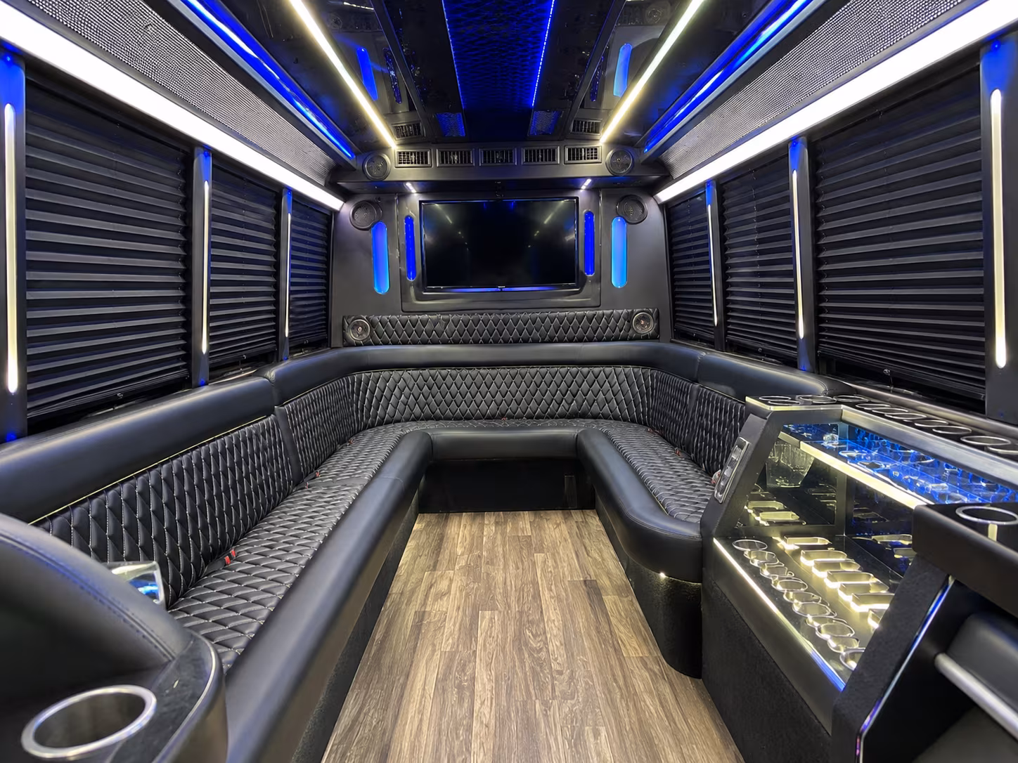 auburn bus rentals