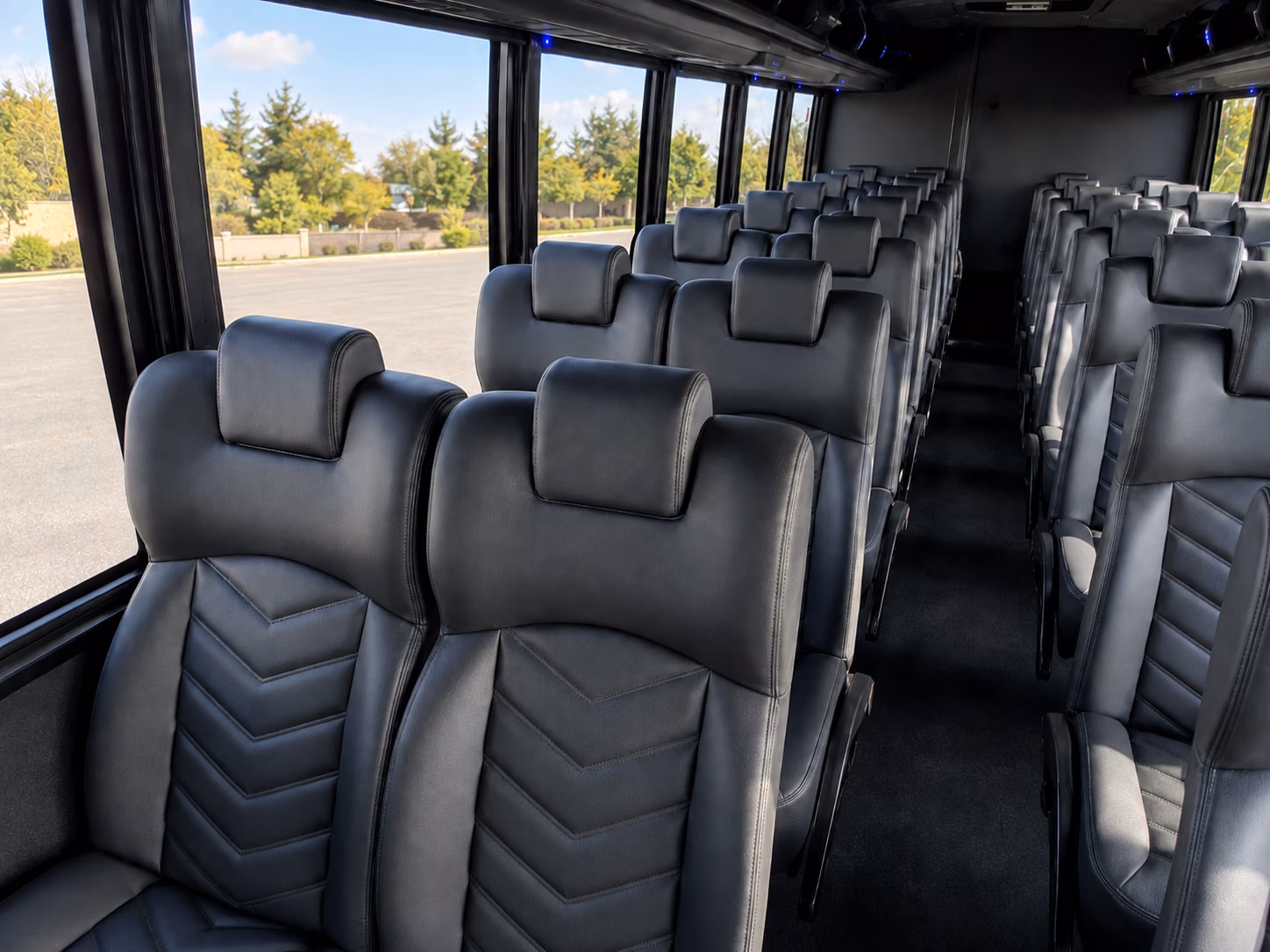 auburn charter bus rentals for airport transfers