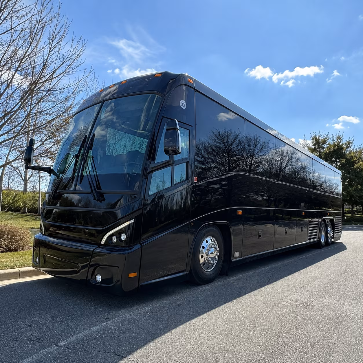 auburn game day charter bus rentals for auburn teams and fan groups