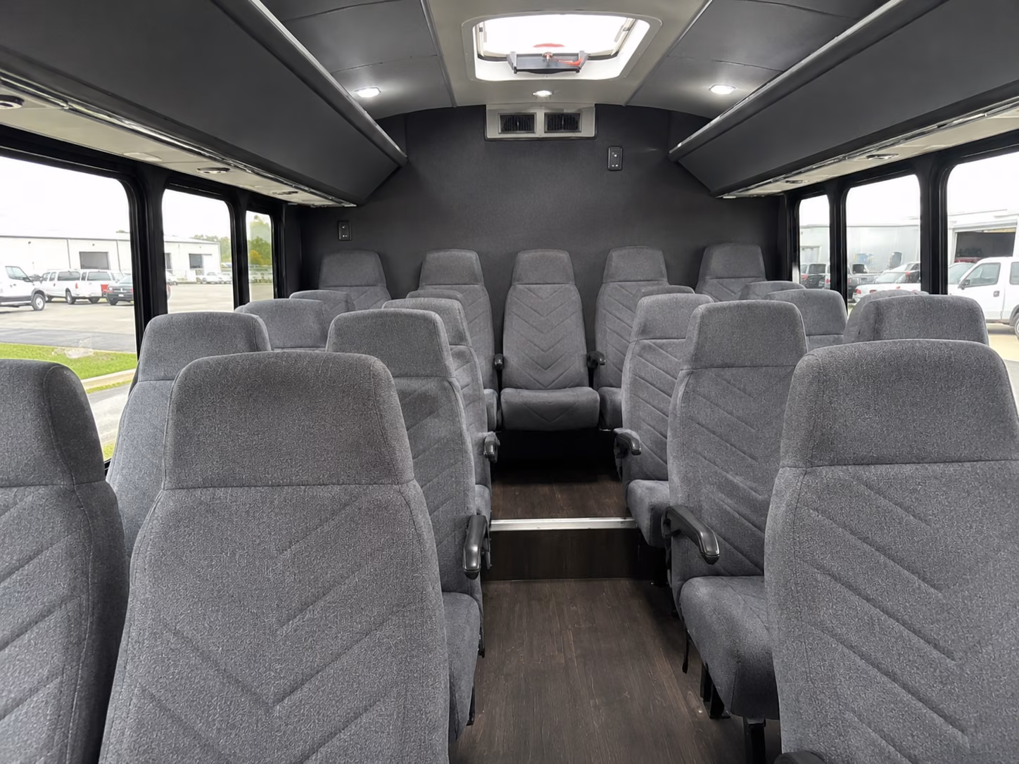 everett charter bus rentals for museums and educational attractions