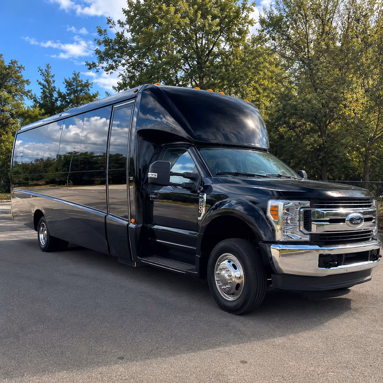 kent easy employee shuttles with a kent bus rental