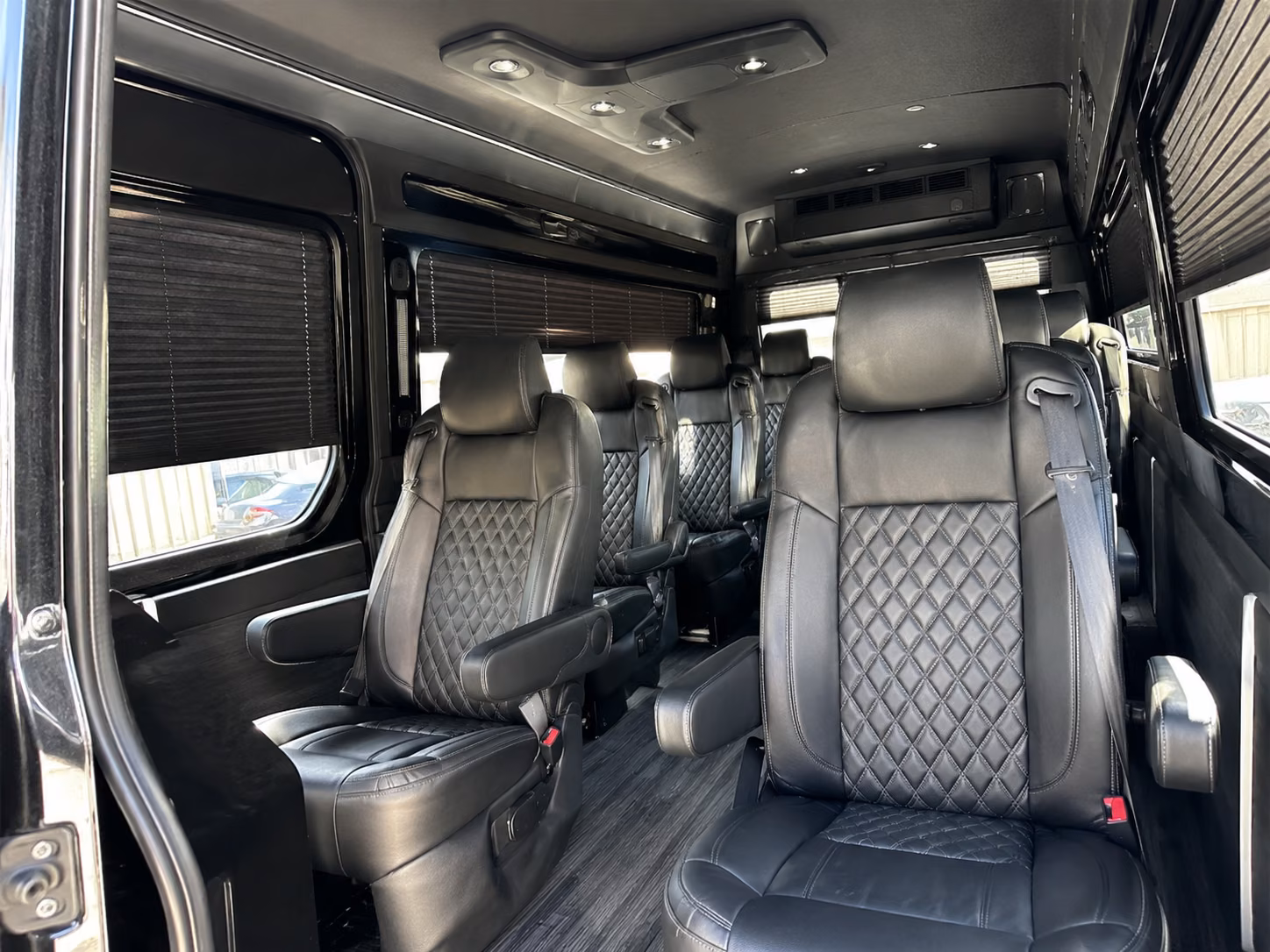 kirkland airport transportation onboard seating