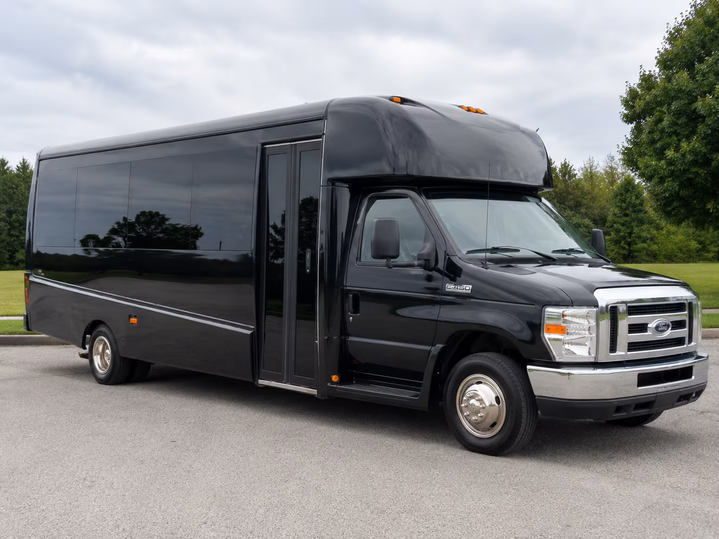 shoreline charter bus rentals for shoreline corporate events