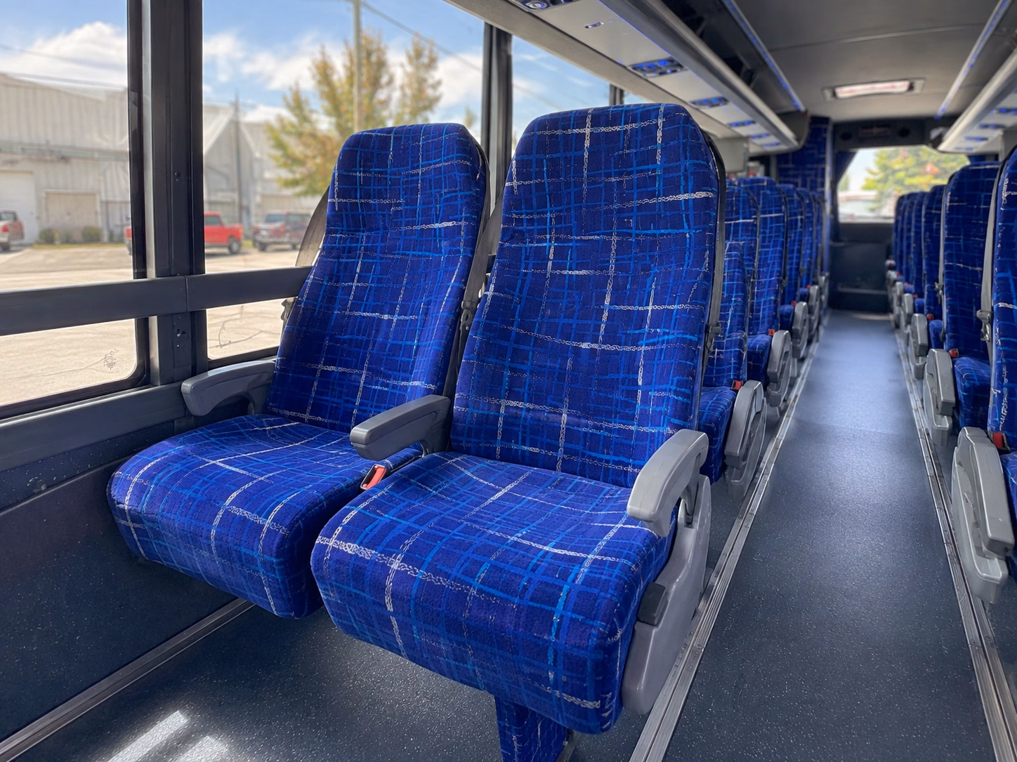 shoreline rent a charter bus for shoreline concerts events