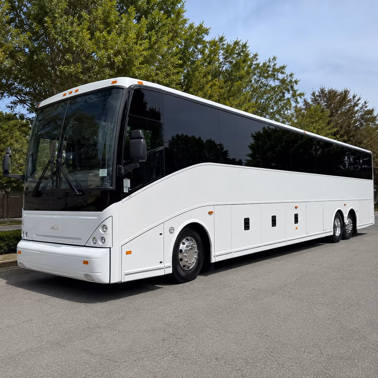 transportation serving kirkland and nearby cities